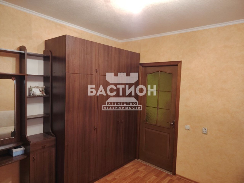 Фото 3-х комнатная квартира, квартал Мирный, 13Б, ID:2006730