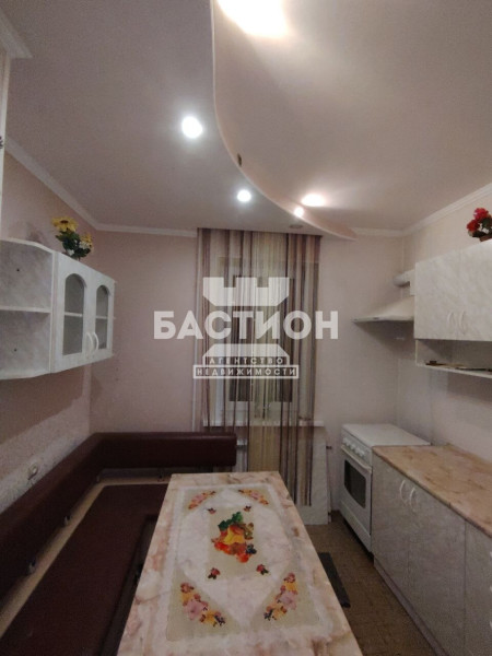 Фото 3-х комнатная квартира, квартал Мирный, 13Б, ID:2006730
