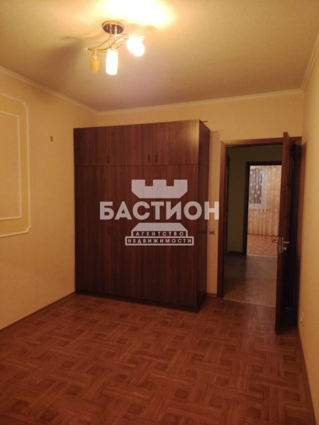 Фото 3-х комнатная квартира, квартал Мирный, 13Б, ID:2006730
