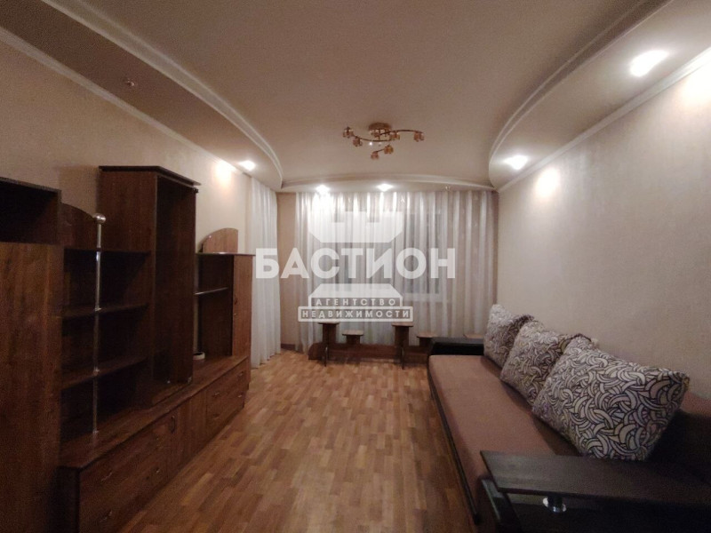 Фото 3-х комнатная квартира, квартал Мирный, 13Б, ID:2006730
