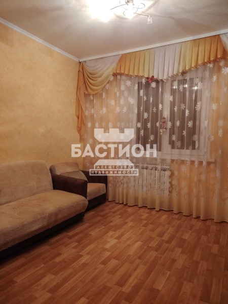 Фото 3-х комнатная квартира, квартал Мирный, 13Б, ID:2006730