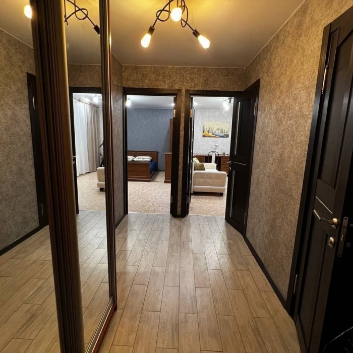 Фото Продам 2к ул. Зозулина 7 Центр Города