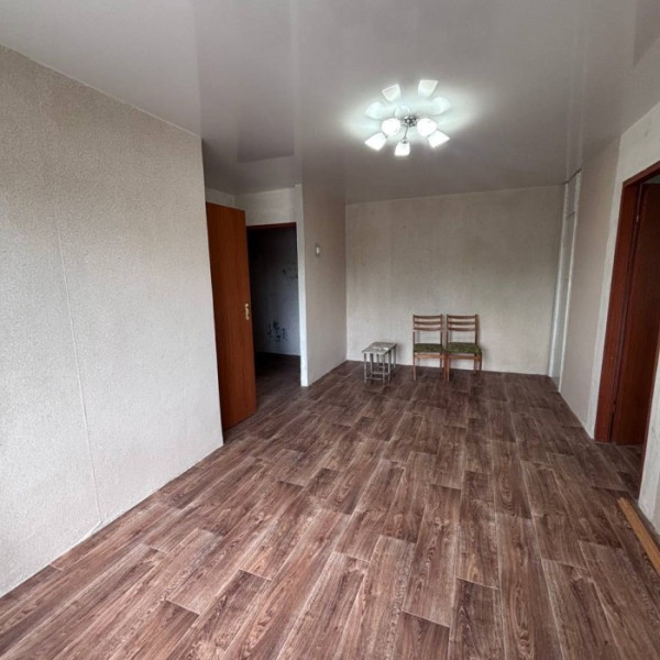 Фото Продам 2-х комн квартиру в г Луганск кв ГБК