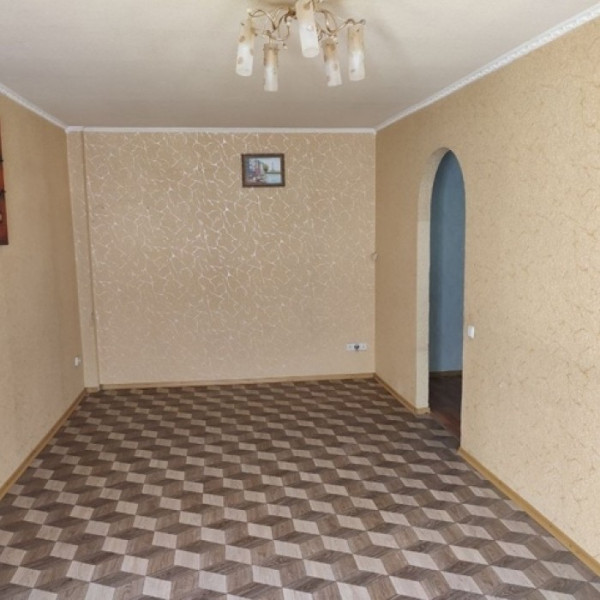 Продам 2-х комн квартиру с АО в г Луганск кв 50 Лет Октября