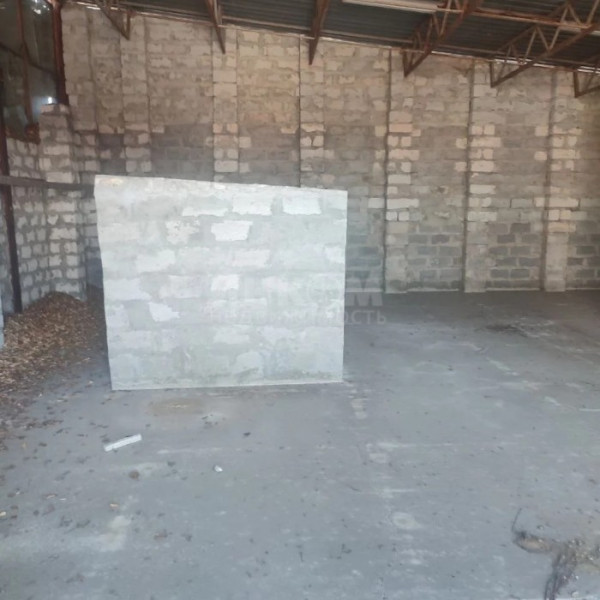 Фото Продам нежилое помещение 700 м2 в г.Луганск