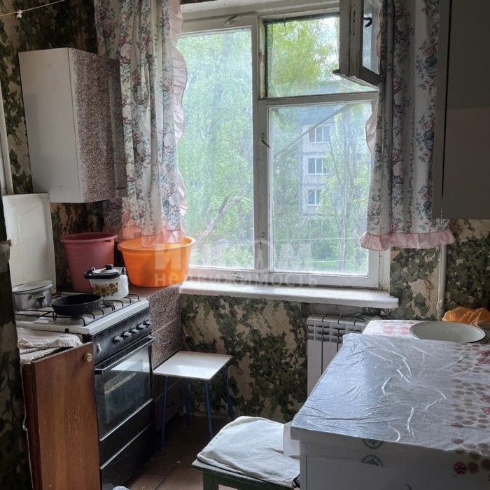 Продам 2к квартиру на кв. Волкова 3/5эт