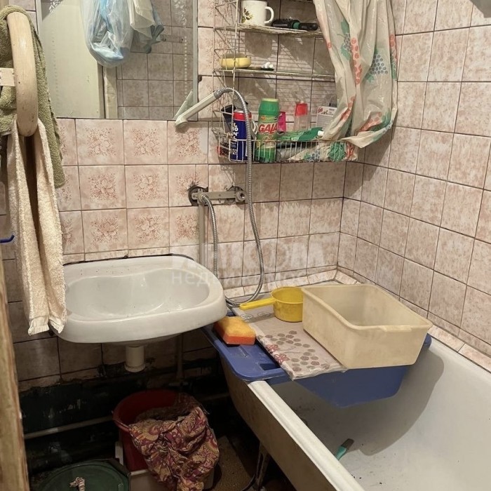 Фото Продам 2к квартиру на кв. Волкова 3/5эт