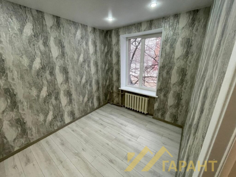 Фото 3-к сталинка с хорошим ремонтом г.Алчевск#1241