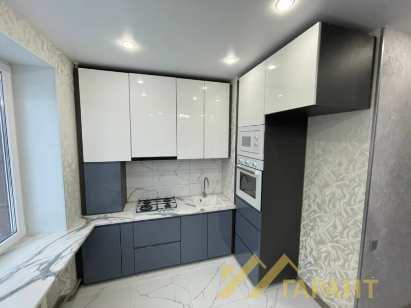 Фото 3-к сталинка с хорошим ремонтом г.Алчевск#1241