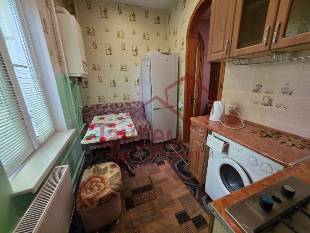 Фото Трехкомнатная квартира в Луганске с камином - Объект №403