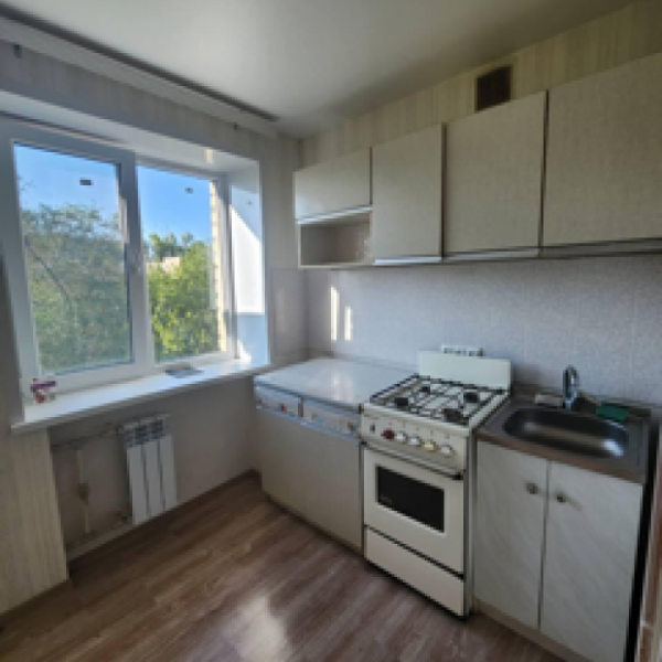 Фото Продам 2к квартиру на кв. 50 лет Октября