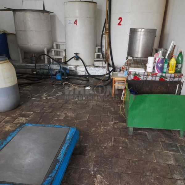 Продам Маслобойню (подсолнечника) Краснодонский район пгт. Новосветловка