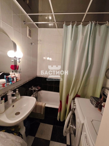 Фото 3-х комнатная квартира, квартал Ленинского Комсомола, 4Б, ID: 2250451