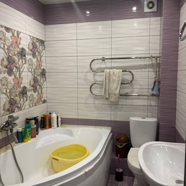 Фото № 6234 Продам 2х комн. квартиру в р-не Пекарни