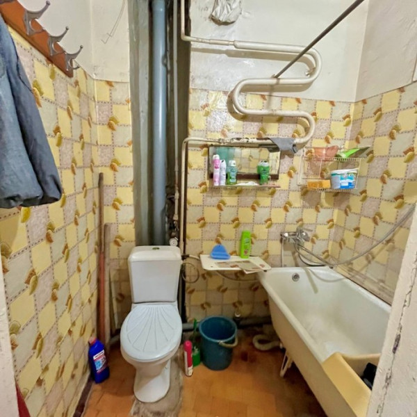 Фото Продам 1-кк на ул. Кирова. 4 этаж 5-го дома