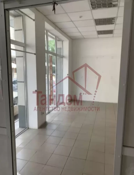 Фото Отдельно стоящее здание в три этажа 135м2  ЦЕНТР ул. Дзержинского - Объект №517