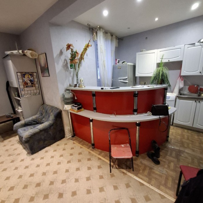 Фото Продам в г. Луганске 3-х комнатную квартиру на гор. Пархоменко (ориентир Максим-Теко)