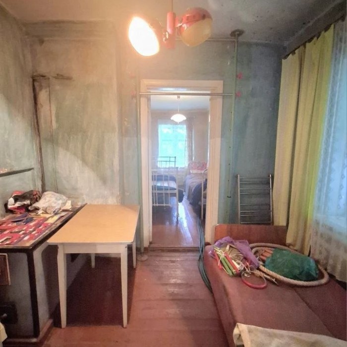 Фото Продам дом и флигель 2-й аэродромный проезд (р-н чёрного кота) г. Луганск.
