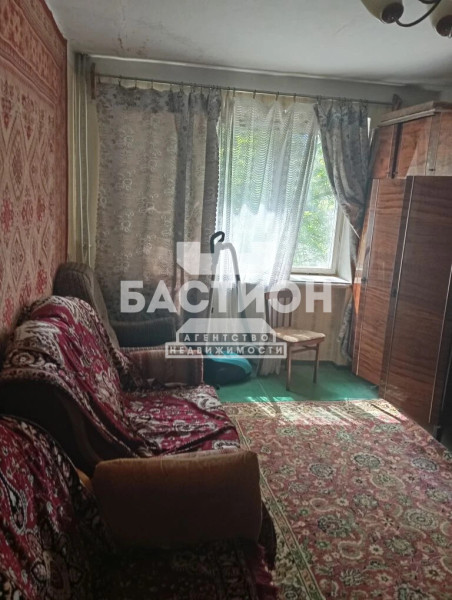 3-х комнатная квартира,квартал 50-летия Октября, 30 ID:2161767