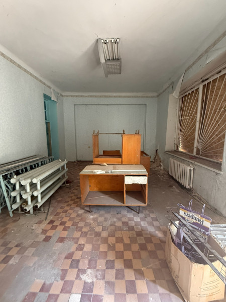 Фото СДАМ В АРЕНДУ КОММЕРЧЕСКОЕ ПОМЕЩЕНИЕ (г. Стаханов, центр города)