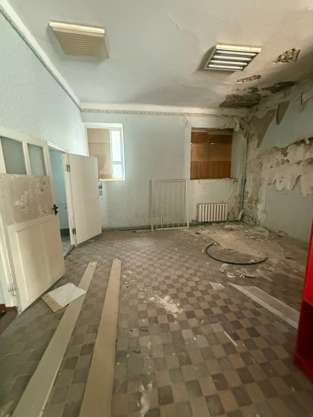 Фото СДАМ В АРЕНДУ КОММЕРЧЕСКОЕ ПОМЕЩЕНИЕ (г. Стаханов, центр города)