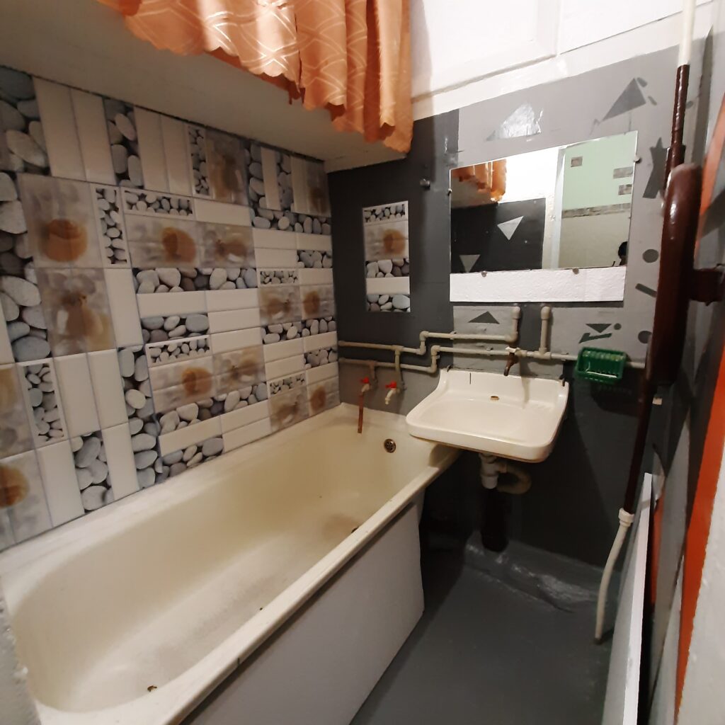 Фото № 209 Продаётся 3 комн. кв-ра, пр-т Металлургов, р-н маг. “Альбина”