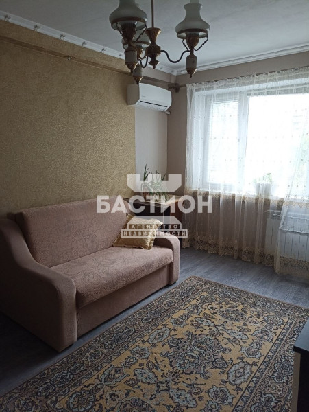 2-комнатная квартира, квартал Жукова 14 ,ID: 2103739