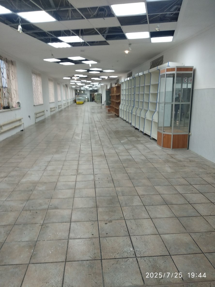 Фото СДАМ В АРЕНДУ ТОРГОВЫЕ ПЛОЩАДИ (г. Алчевск, пр-т Металлургов, 48)