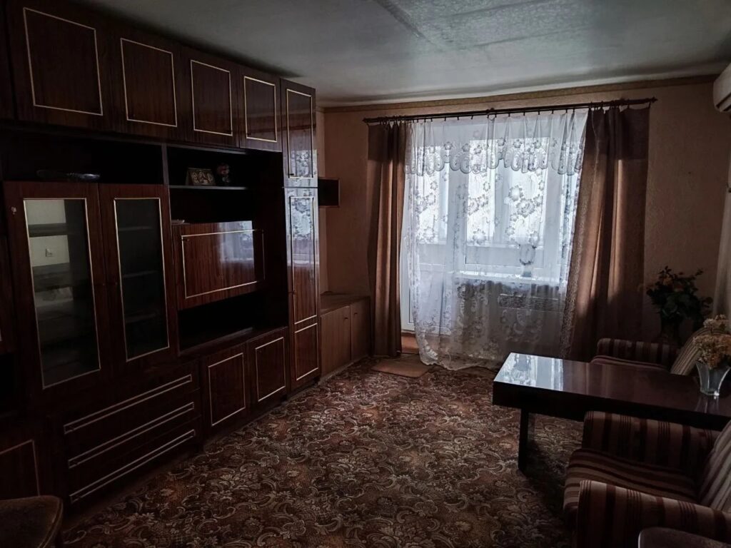 3-к р-н Техникума г. Перевальск