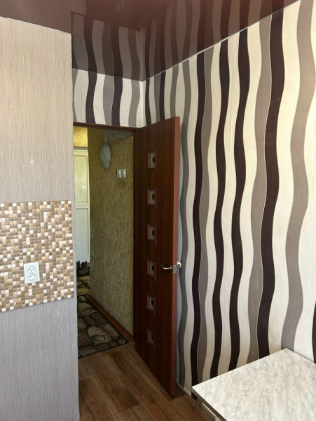 Фото 3-к квартира район СШ6 г.Алчевск#1574