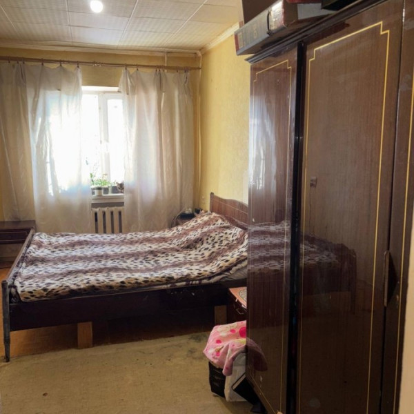 Продам 3-х комн квартиру в г Луганск кв Луганский