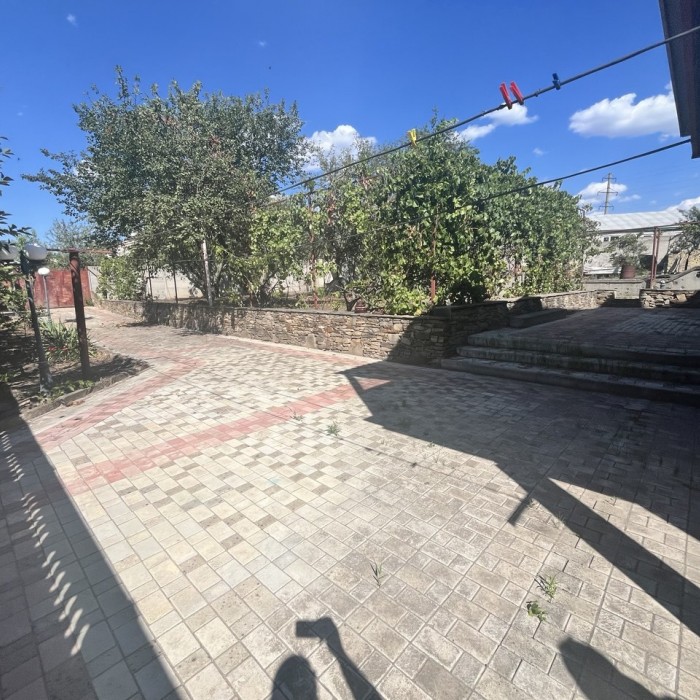 Фото Продам дом в г. Луганск, 4-й ракетный переулок, площадь 200 кв. м.