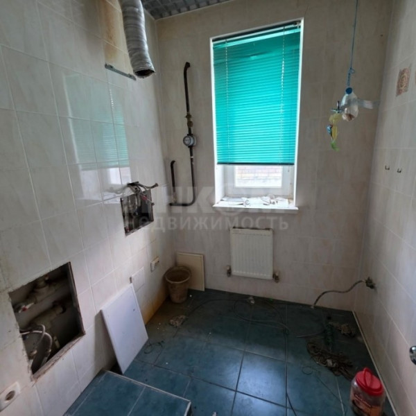 Фото Продам 2-х этажный дом в городе Луганск п. Юбилейный