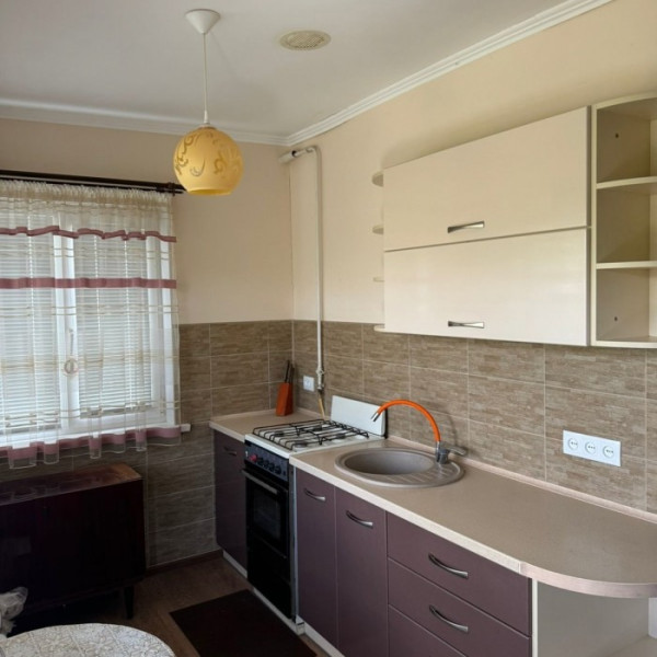 Фото № 6584 Продам дом в р-не ТРЦ "Столица"