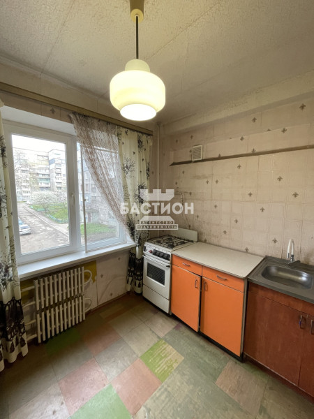 1 комнатная квартира,пр-кт Металлургов 8, ID: 2132410