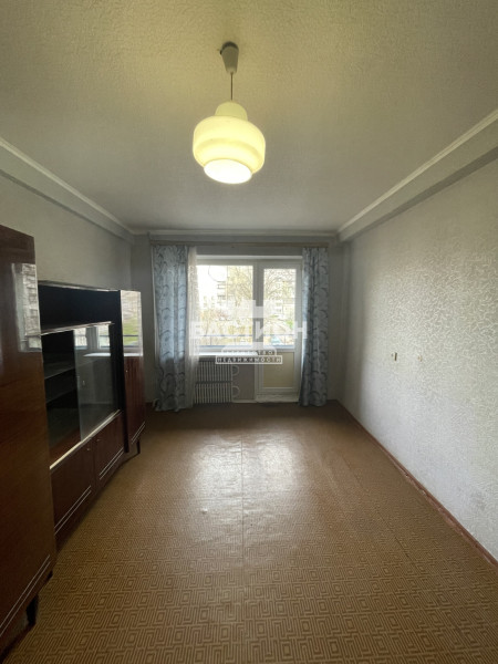 Фото 1 комнатная квартира,пр-кт Металлургов 8, ID: 2132410