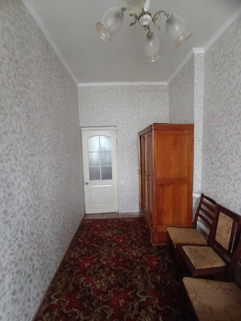 Фото № 1067 Продается 1/2 часть дома по ул. Чехова, р-н ул. Фрунзе.