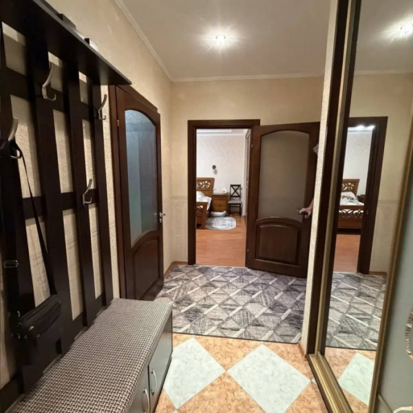 Фото Продам 3 комнатную квартиру на кв. Молодежный, 1В!