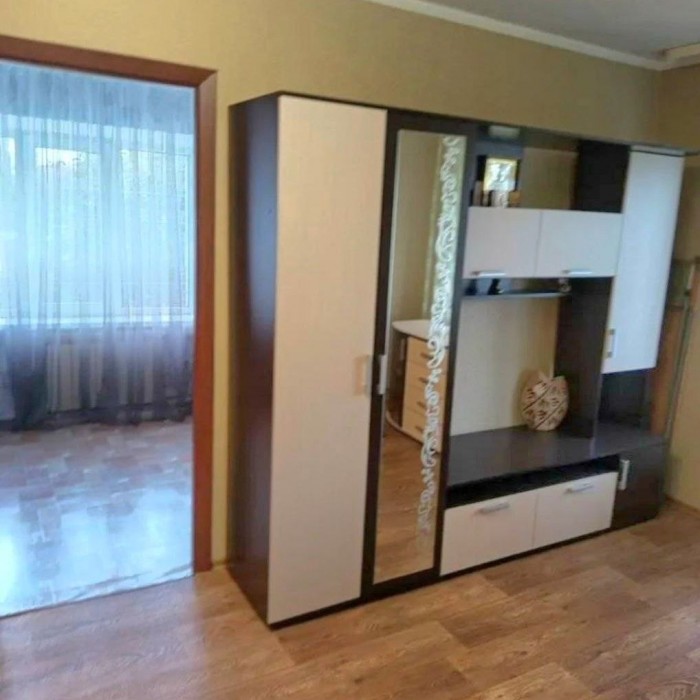 Фото Продам 2х комнатную квартиру по ул Щаденко (городок ОР), г. Луганск.