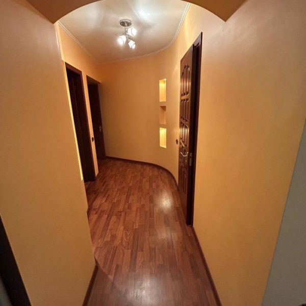 Фото Продам 3-х комнатную квартиру ул. Коцюбинского ( р-н горисполкома).