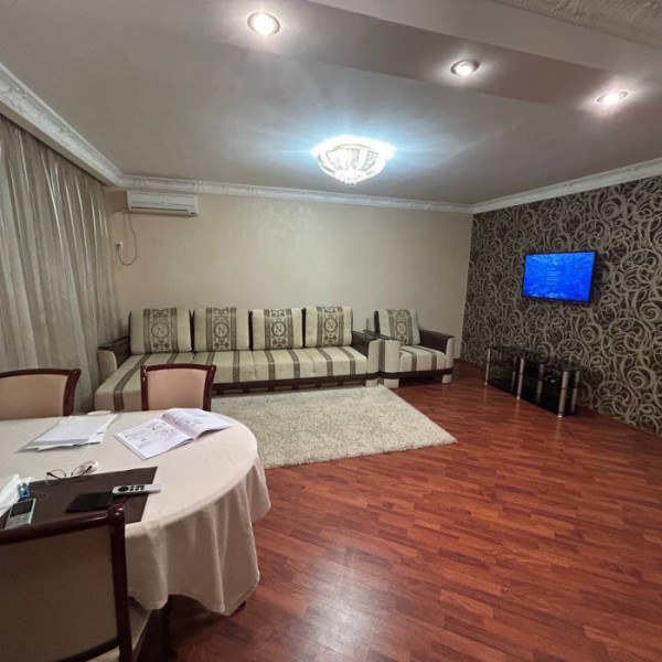 Фото Продам 3-х комнатную квартиру ул. Коцюбинского ( р-н горисполкома).