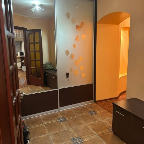 Фото Продам 3-х комнатную квартиру ул. Коцюбинского ( р-н горисполкома).