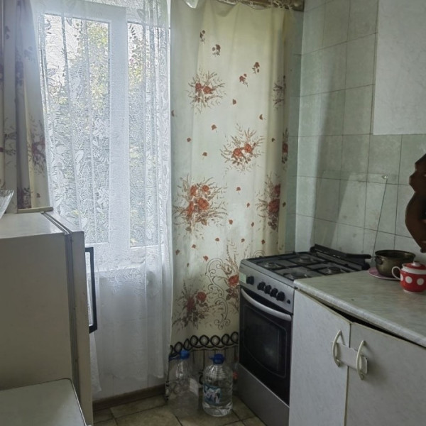 Фото Продам 2-х комн квартиру в г Луганск ул 30-летия Победы