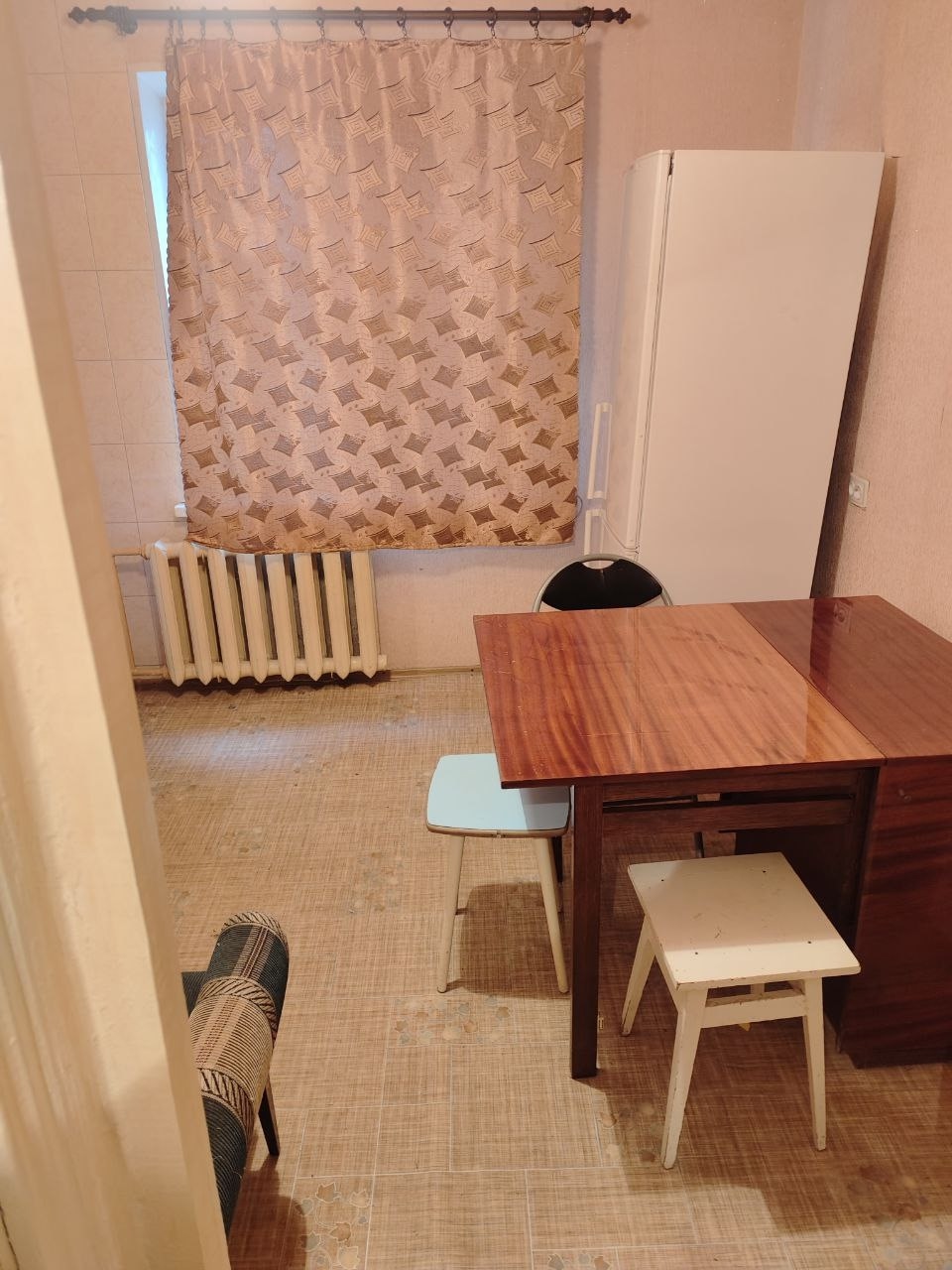 Фото СДАМ 1-КОМНАТНУЮ КВАРТИРУ НА ДЛИТЕЛЬНЫЙ СРОК (Алчевск)