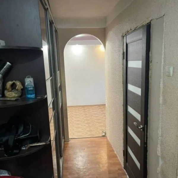 Фото Продам 2к кв. Ватутина 21 ЛГУ им. Даля