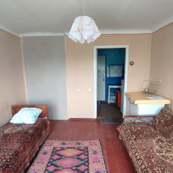 Фото Продается 1-ком. кв. полугостинка на Городке ОР, г. Луганск 26-й квартал