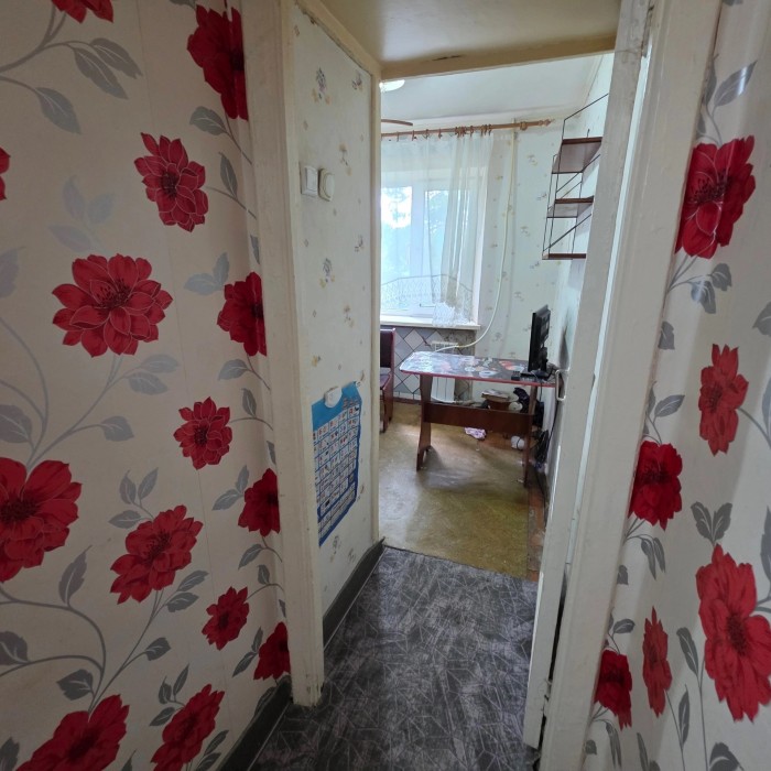 Фото Продам 3-х комн квартиру в г Луганск кв Комарова