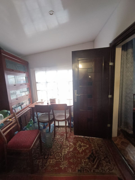 №623 г. Перевальск. Продаётся 1/2 Дома, Центр, район Техникума.