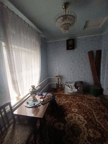 Фото №623 г. Перевальск. Продаётся 1/2 Дома, Центр, район Техникума.