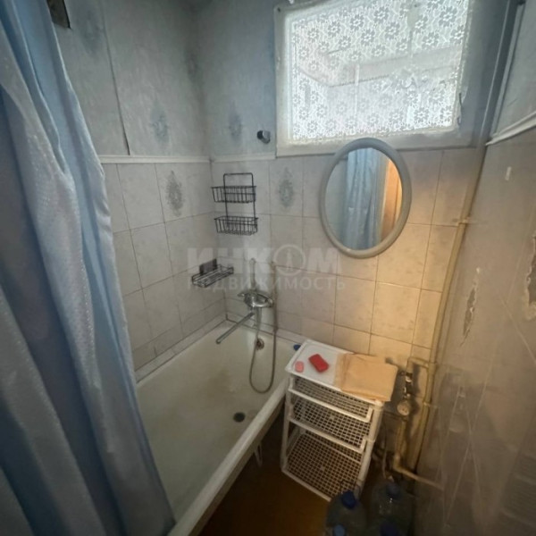 Фото Продам 3-х комн квартиру в г Луганск кв Волкова